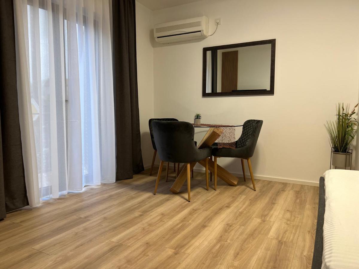 Apartmani Ivelic 수페타르 외부 사진